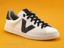 Victoria 125244 Blanc - Glitter Noir - Basket Mode -Botte Pluie Neige Soldes cd24607c73b9e66c561f35ea11d5d5ef img 5613.jpg 166347